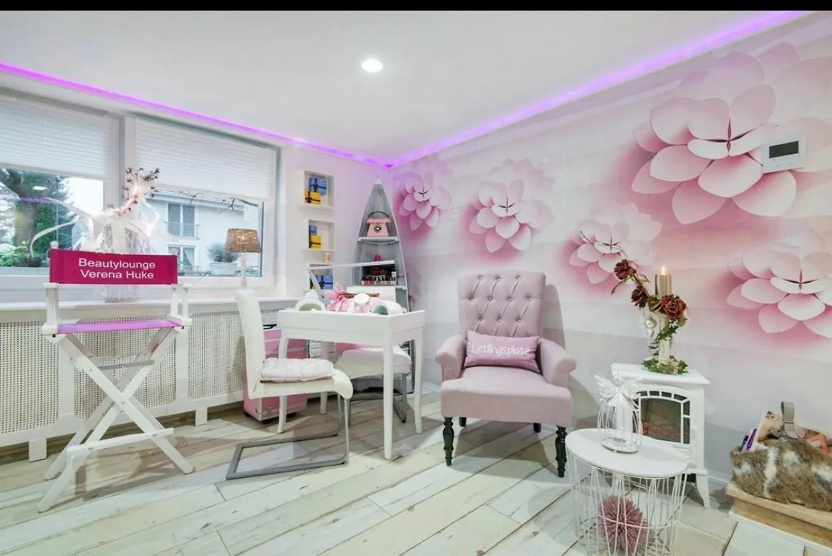 Sweet Little Home Mimi Берлин 0*,  Германия